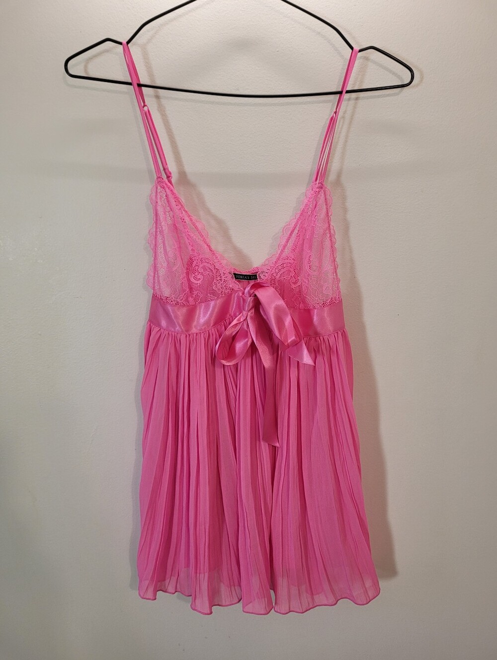 Victoria's Secret Hot Pink Lace & Satin Pleated Babydoll Bow Slip - Size S